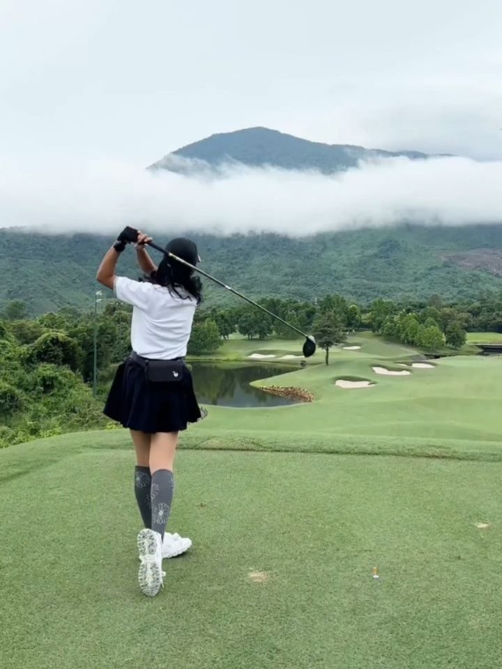 bomiya98 게시물 이미지: [초청] 추워지니 또 떠나고 싶은 베트남이에요 🇻🇳✈️
여기는 다낭 골프여행...