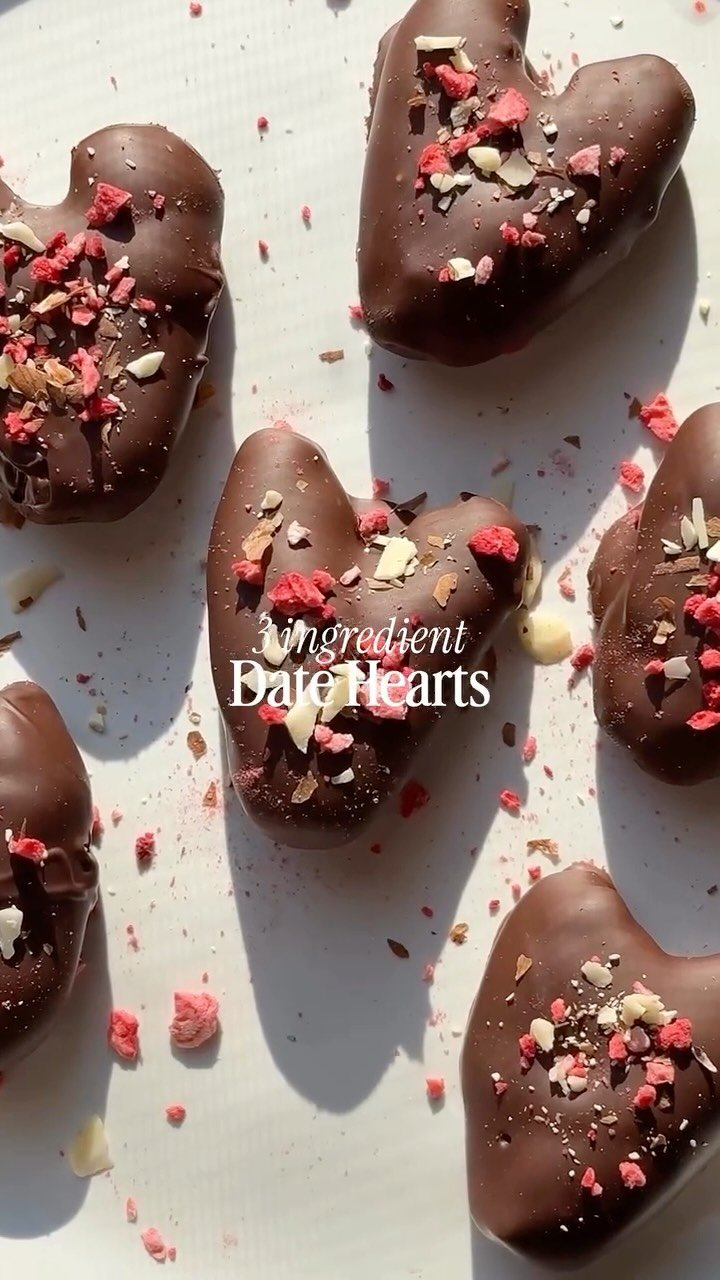 booboosbakeryy 게시물 이미지: Chocolate Date Hearts ♥️ only 3 ingredients,...
