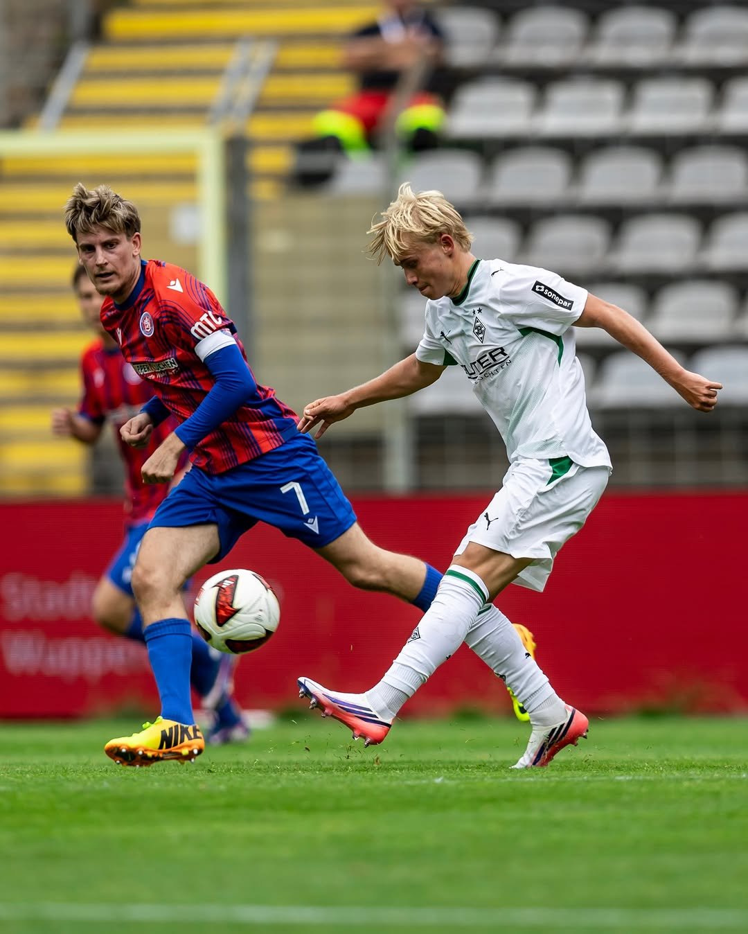 borussia 게시물 이미지: #FohlenStall-Power beim ersten Testspielsieg...