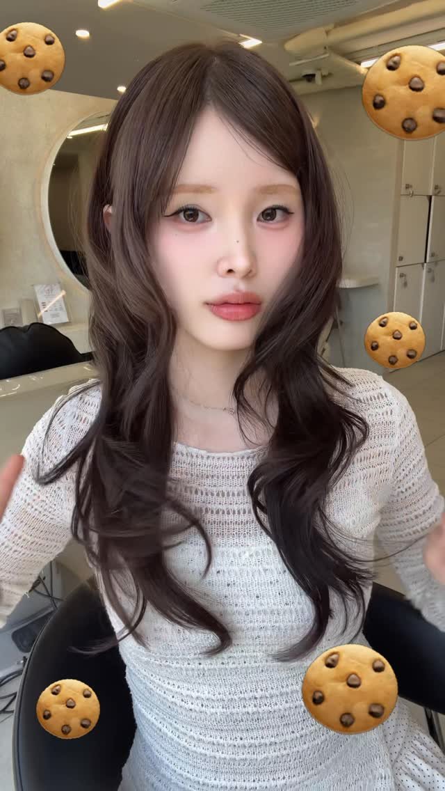 boutique_hyeseon__ 게시물 이미지: 심심했던 컬러에
브라운 한 방울 떨어뜨렸더니…🤎

Cookie 처럼 은근하게...