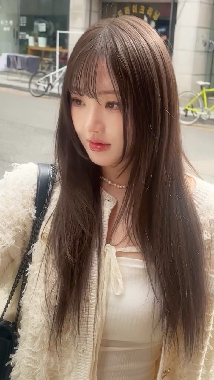 boutique_rimm 게시물 이미지: 올여름 에겐녀조합 이거 어때요 ?🤭

슬릭펌+세미풀뱅 🎀🫧
&밀크브라운 🤎