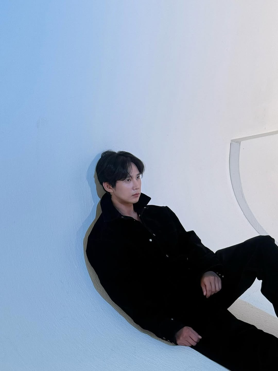 Photo shared by 박스아범 박성훈 on August 29, 2025 tagging @marieclairekorea.