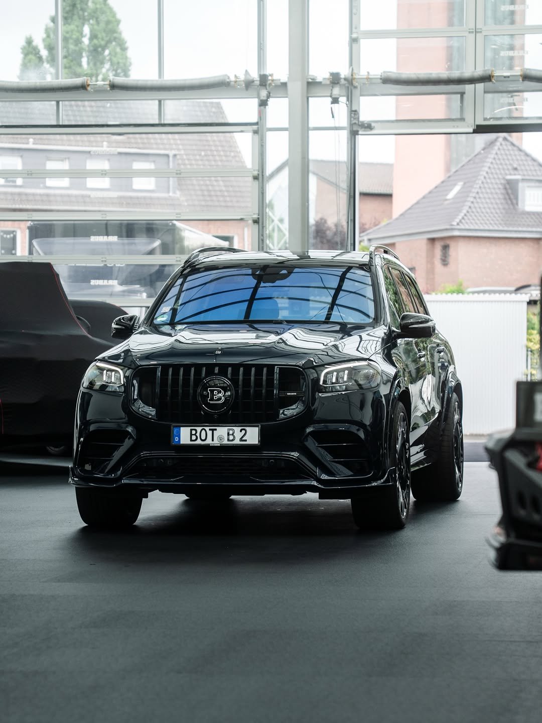 brabus 게시물 이미지: The BRABUS 900 in our Glashalle at the BRABUS...