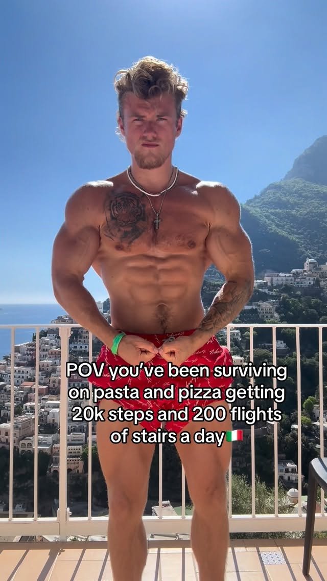 brandon_c_clark 게시물 이미지: Physique is brought to you by 🍕🍝 Dm me...