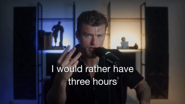 brandon_c_clark 게시물 이미지: 3 hours of deepwork > 12 hours of busy...