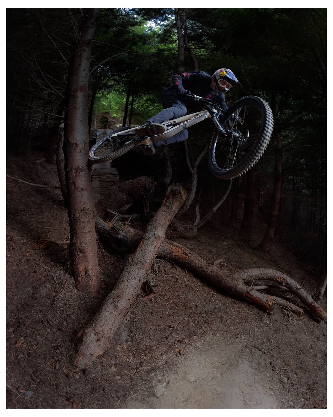 brandonsemenuk 게시물 이미지: Time well wasted. // 📷 @tobycowley