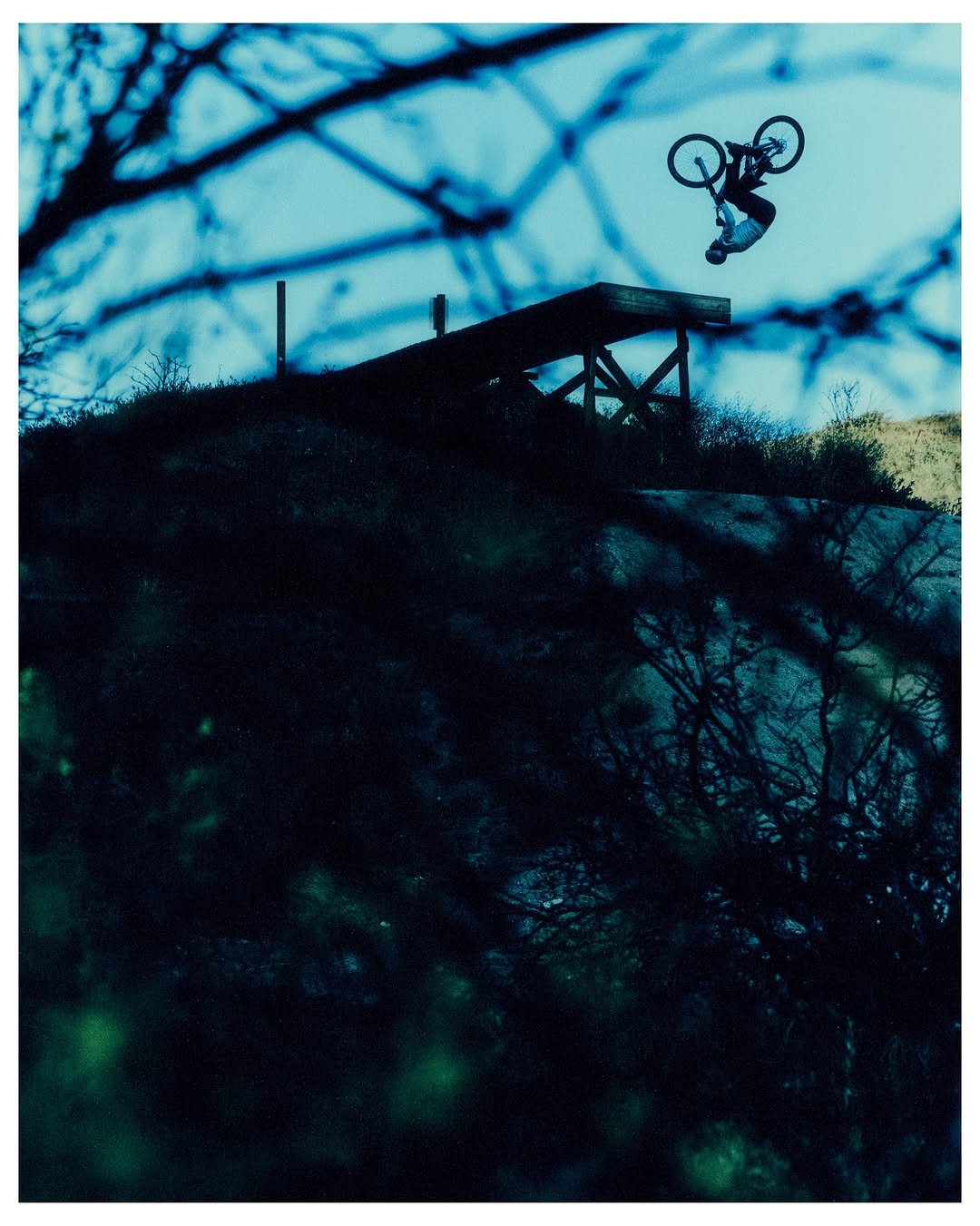 brandonsemenuk 게시물 이미지: Killing time in SoCal 🌑 // 📷 @cameronstrand