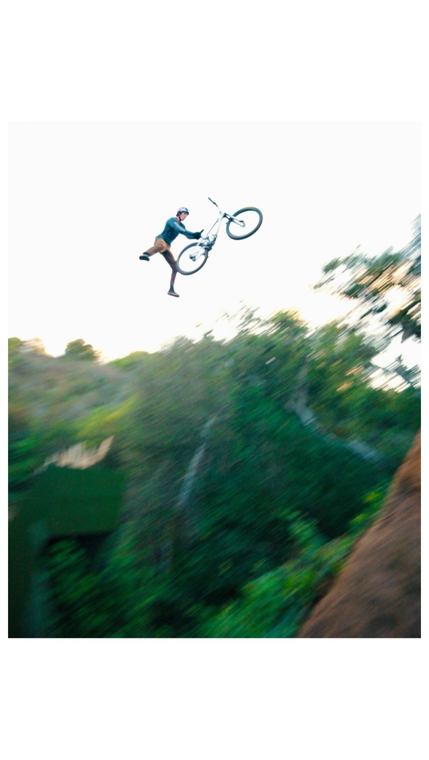 brandonsemenuk 게시물 이미지: 🤔