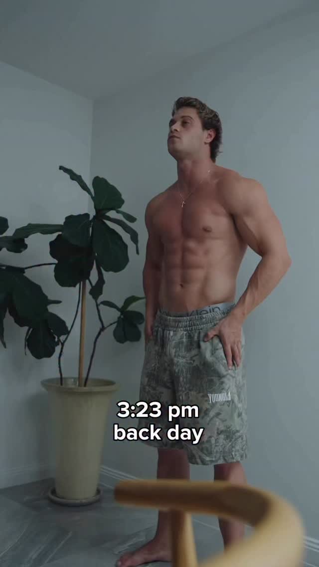 brandonsstarr 게시물 이미지: back day for the guys and girls...