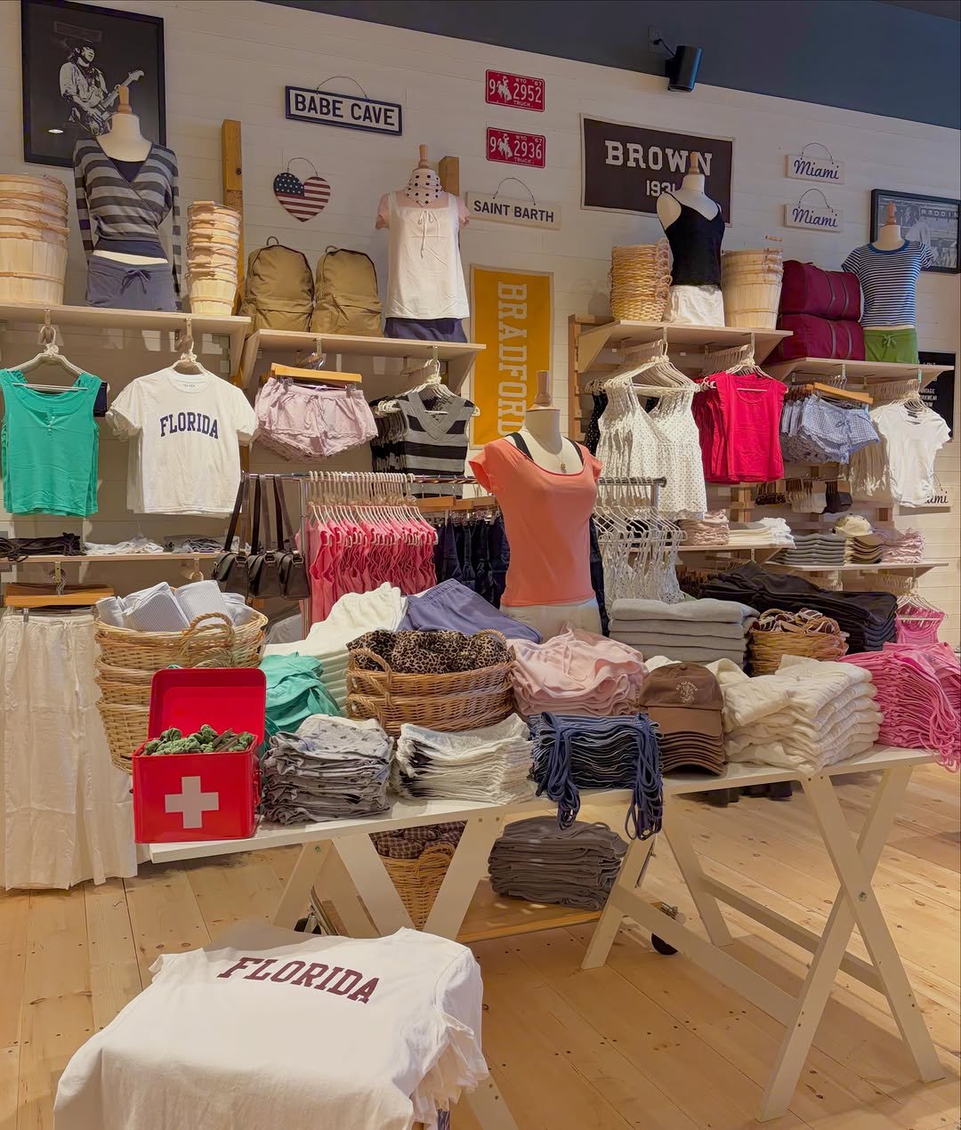 brandymelvilleusa 게시물 이미지: Hey Miami! Come and see our new, bigger...