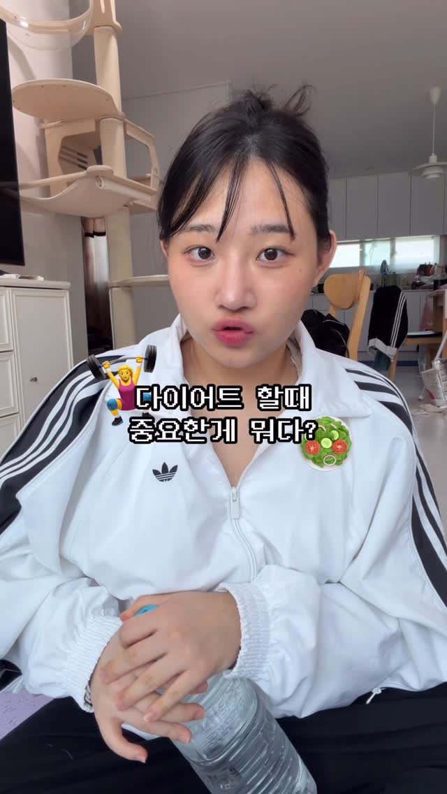 bravelyyoon 게시물 이미지: 하루에 물 2L는 챙기는편🌊 #광고 @dr.g_official 

원래도 유명했던...