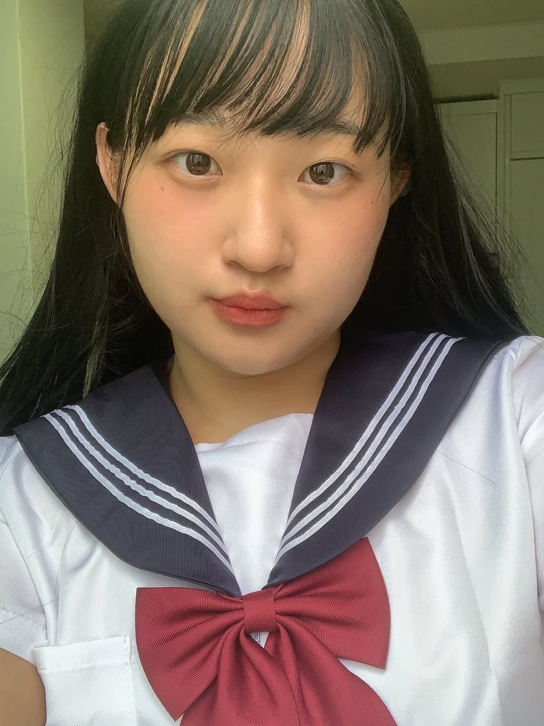 Photo by 융감하게 on September 23, 2025. May be an image of 1 person and text.