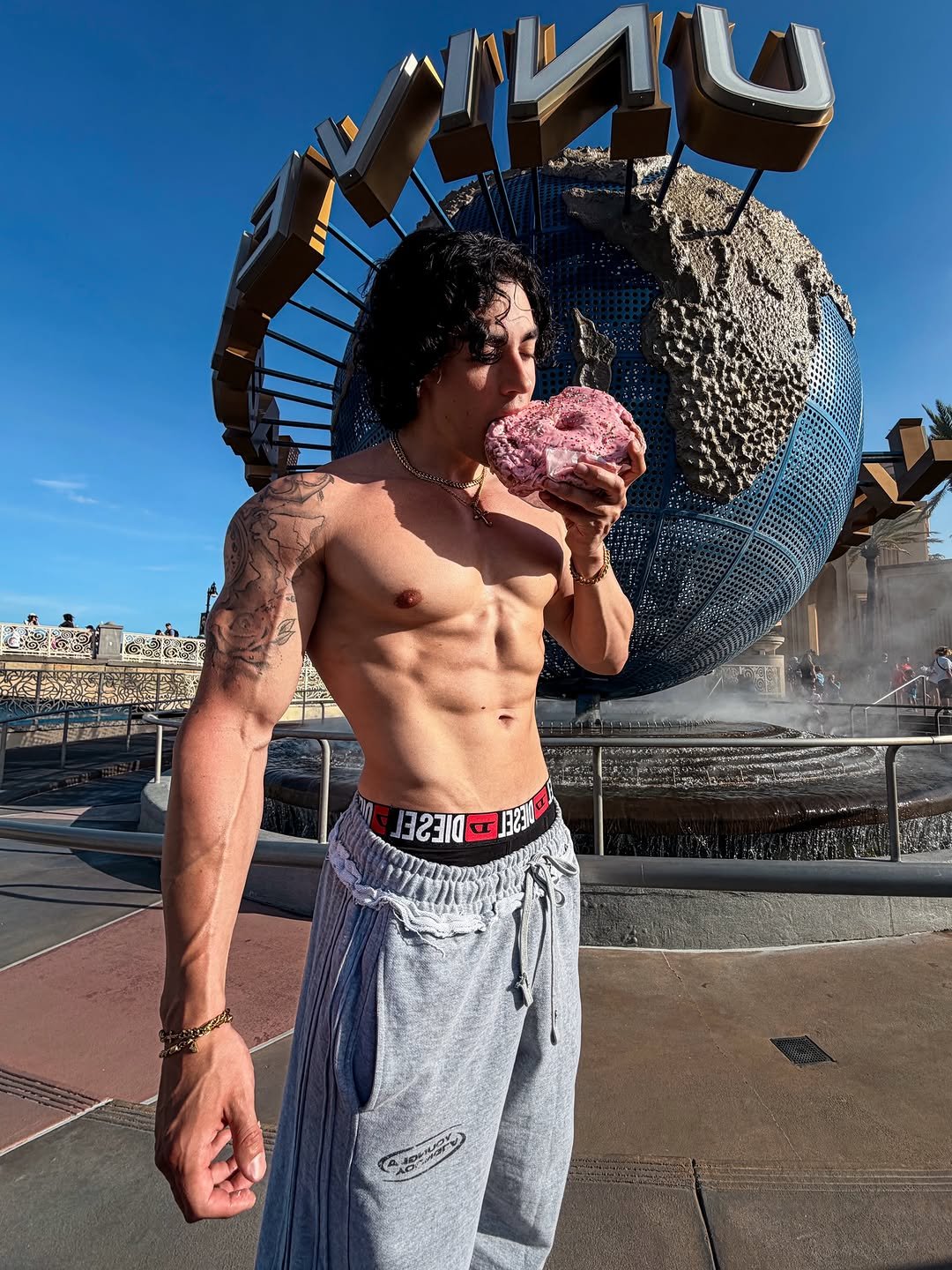 brayan__lopez__ 게시물 이미지: One donut won’t hurt 🍩

@myprotein 
Code...