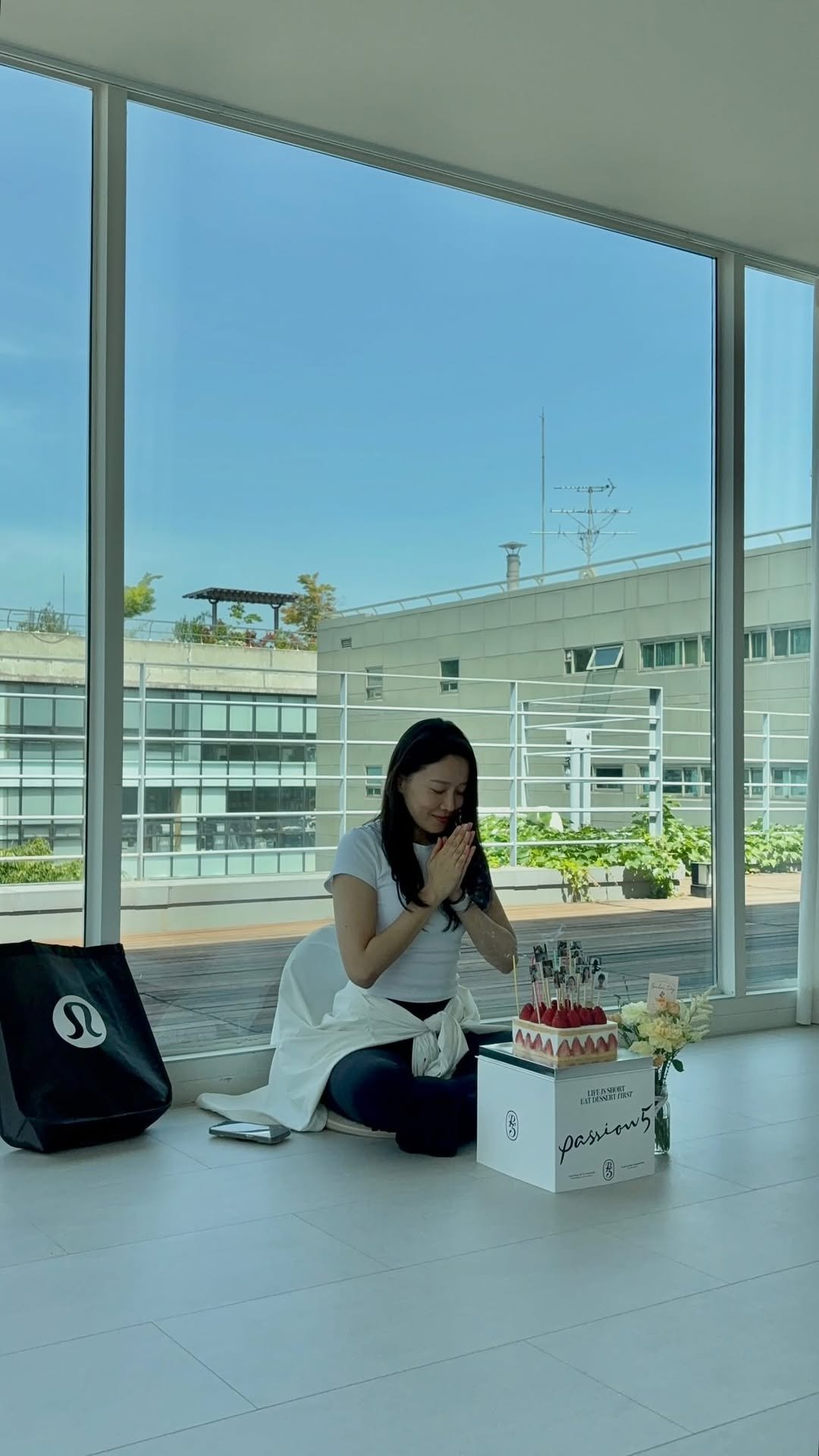 breathingwhale_ 게시물 이미지: ⠀⠀⠀⠀⠀⠀
예전부터 이런 공간을 만들고 싶었어요. 삶을 더 잘 살고 싶은 사람들이...