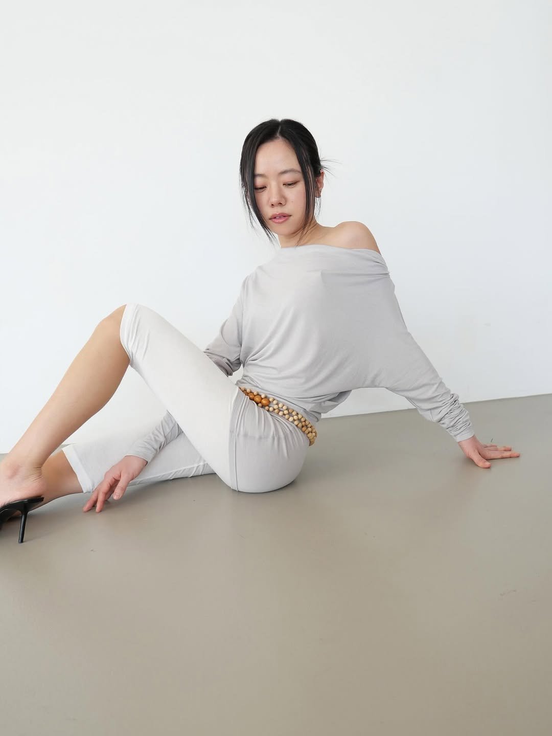 Photo by 브리즈 아카이브 on April 17, 2026. May be an image of text.