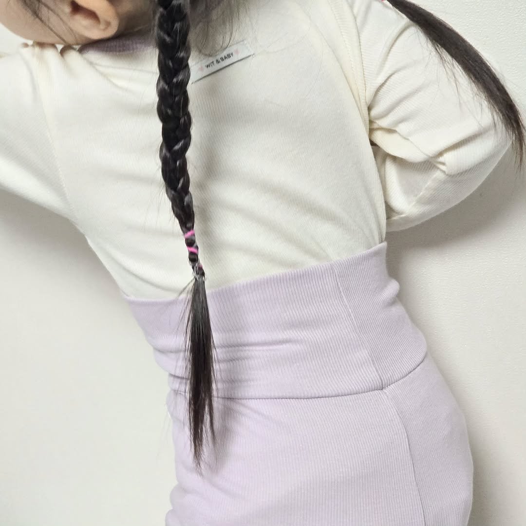 bright_lunaaaa 게시물 이미지: ෆ

#gift

아직 밤에는 쌀쌀해서
얇고 긴 실내복을
선호하는 편이에요...