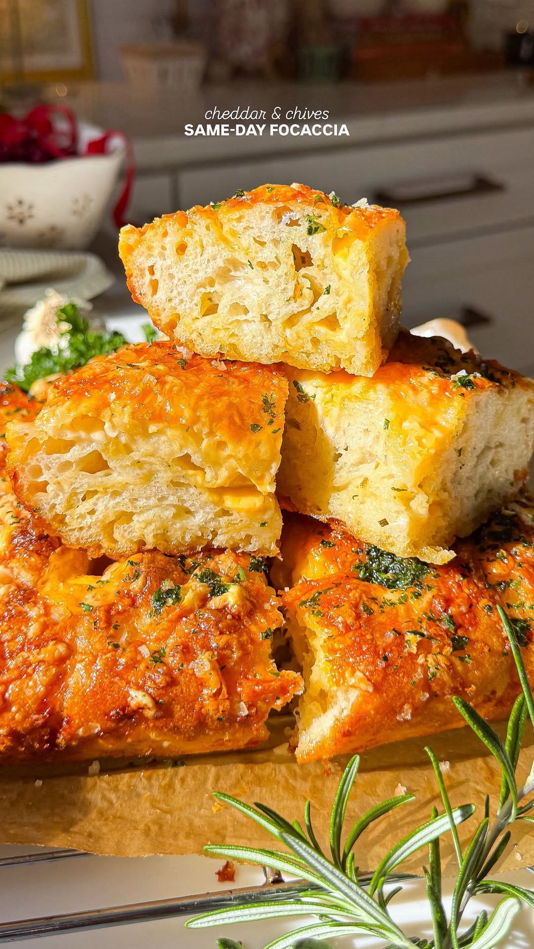 brightmomentco 게시물 이미지: same day focaccia!!! a quick and easy take...