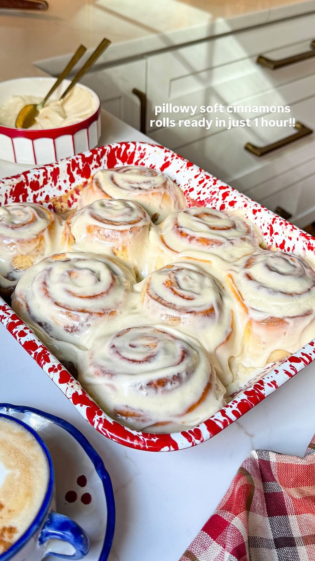 brightmomentco 게시물 이미지: pillowy soft cinnamon rolls ready in just 1...