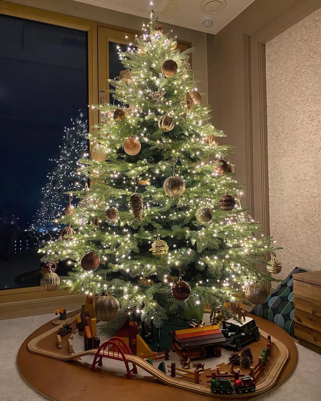 brioplay 게시물 이미지: Christmas tip 🎄🎁✨: What's more Christmassy...