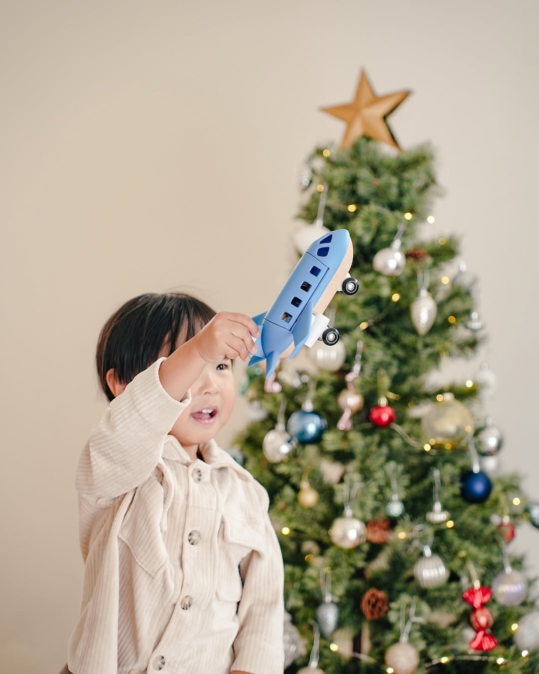 brioplay 게시물 이미지: Home or away? Where will the Christmas...