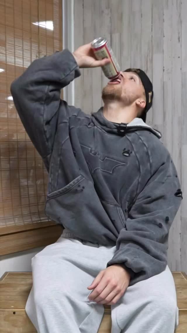 brodieshredz 게시물 이미지: 1 Month Down. 2 to go👀 Who your money...