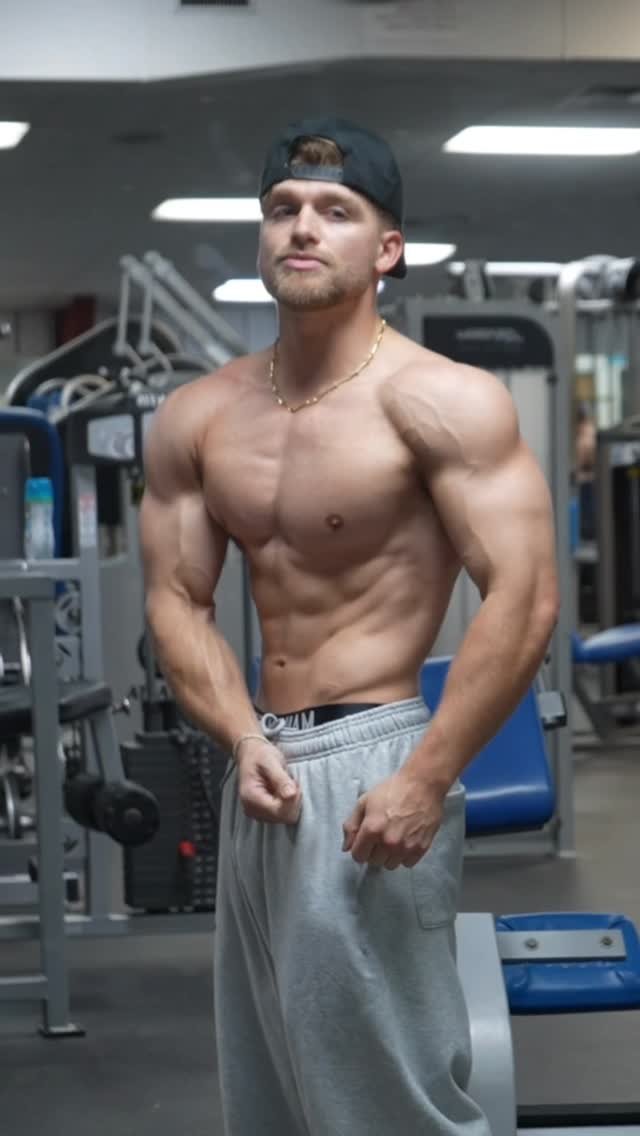 brodieshredz 게시물 이미지: How we looking?👀 No more physique updates...