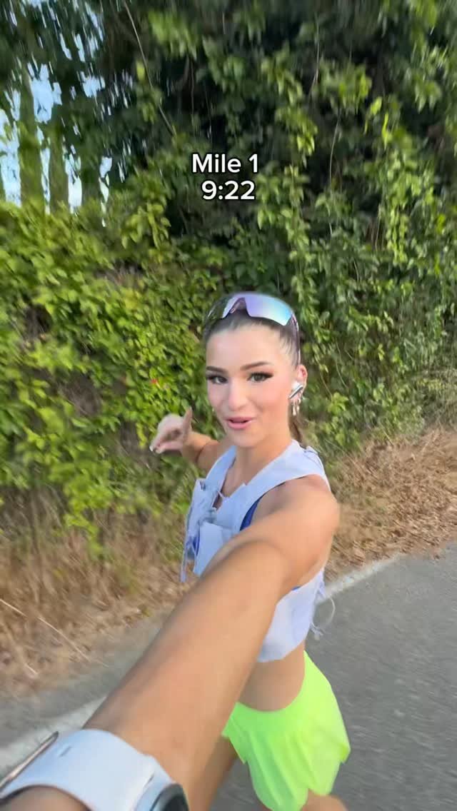 brookemonk 게시물 이미지: #ad it was so much fun to see my pace go down...