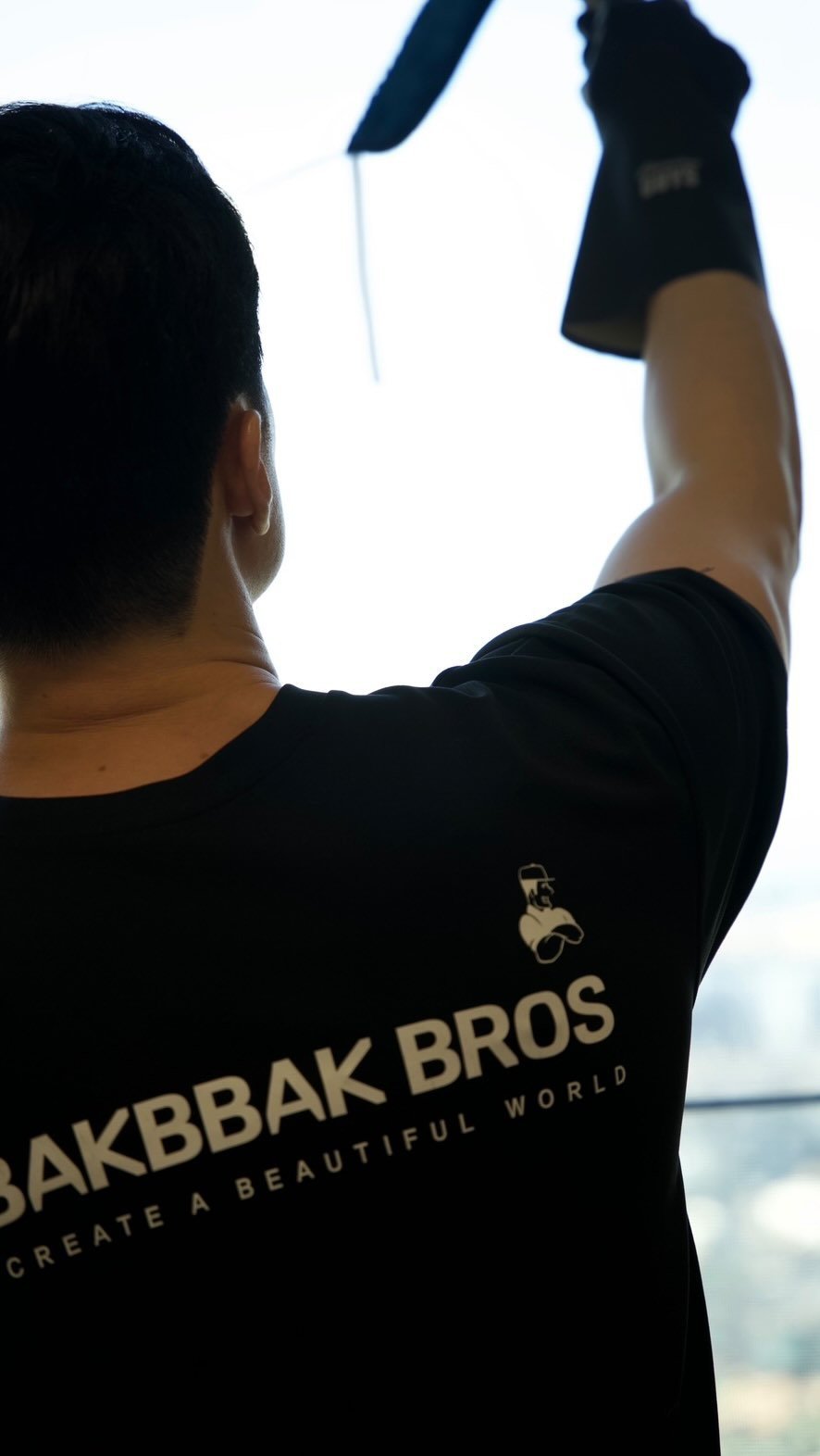 bros_works 게시물 이미지: 말도 많고 탈도 많은 입주청소 선택
고민을 해결해 드려요

마루 하자를 발생시키지...