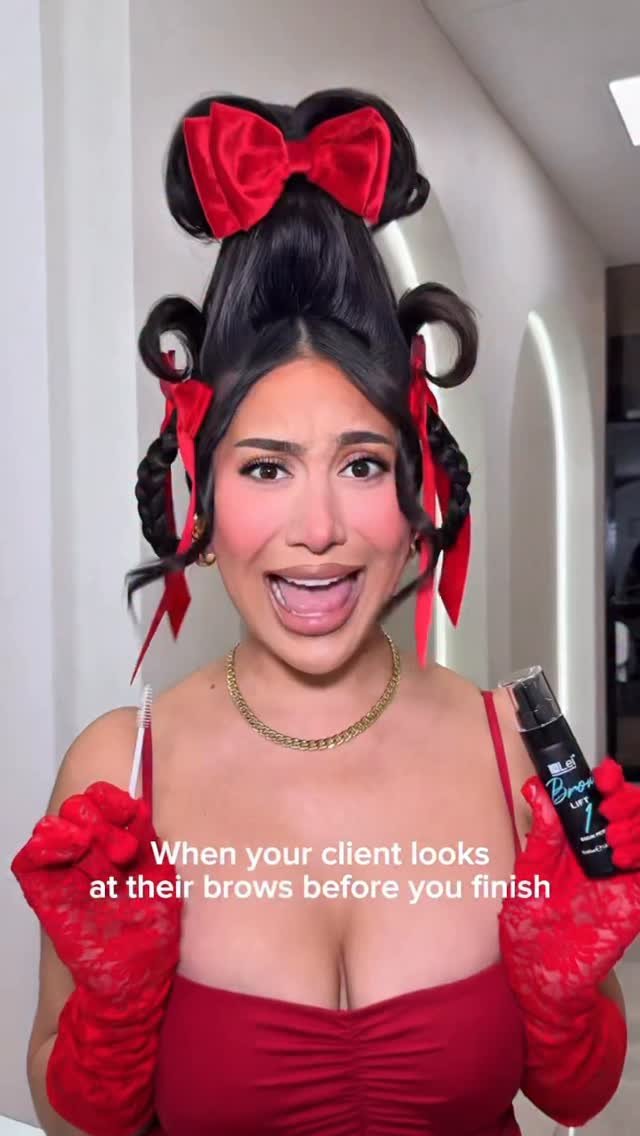 browsbyzulema 게시물 이미지: Not the GRINCH brows😭 Always trust the process...