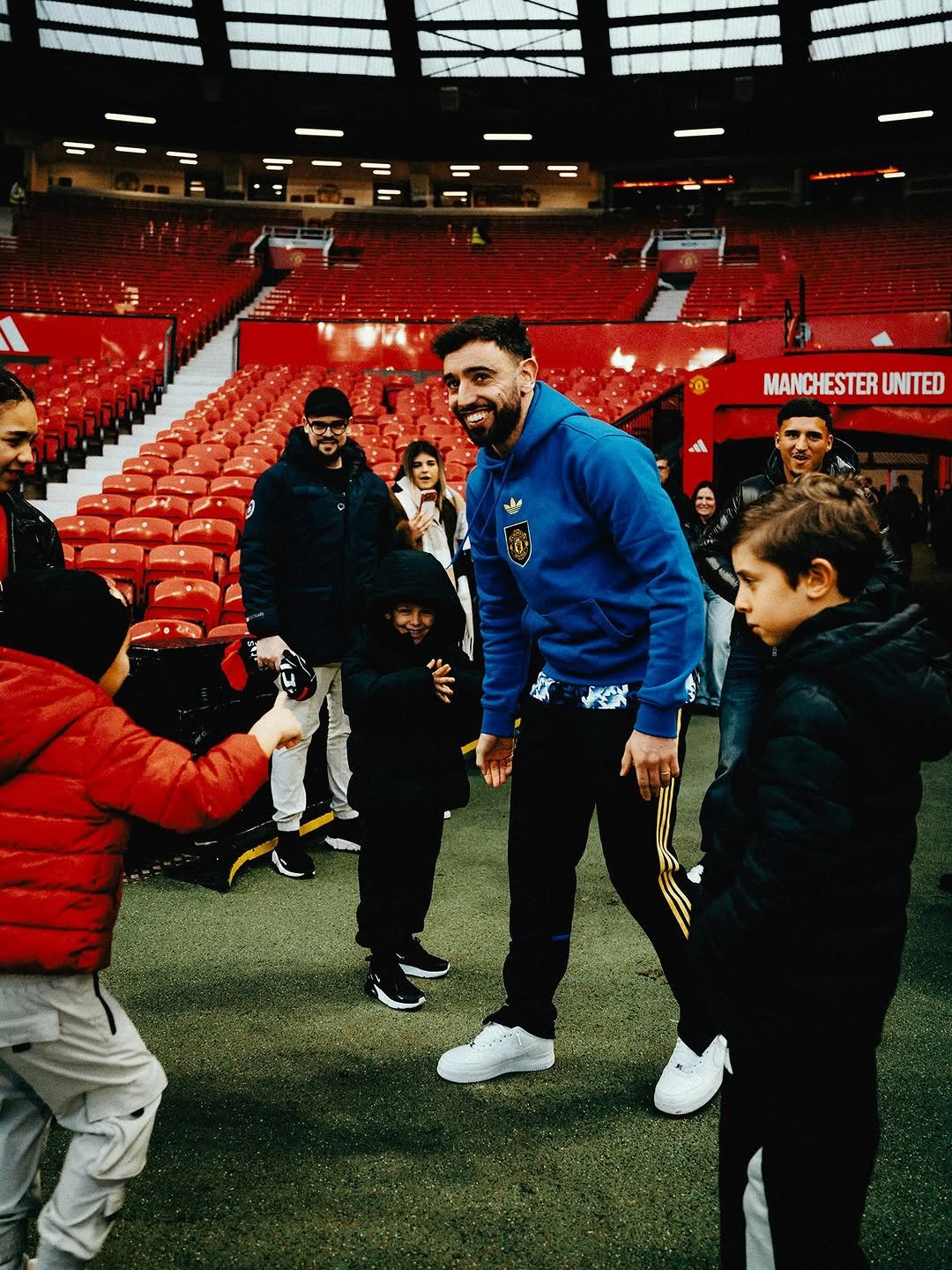 Photo by Bruno Fernandes on February 15, 2026. May be an image of football, soccer, crowd, stadium and text that says 'MANCHESTERUNITI UNITED 4'.