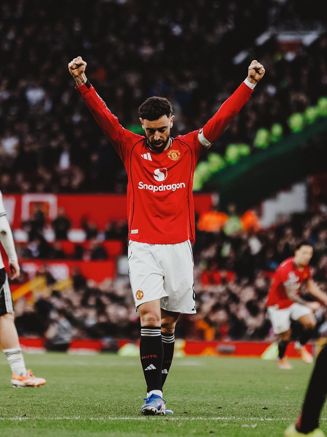 Photo shared by Bruno Fernandes on February 01, 2026 tagging @manutd. May be an image of football, soccer, cleats, ball, stadium and text that says 'Snapdragon 山'.