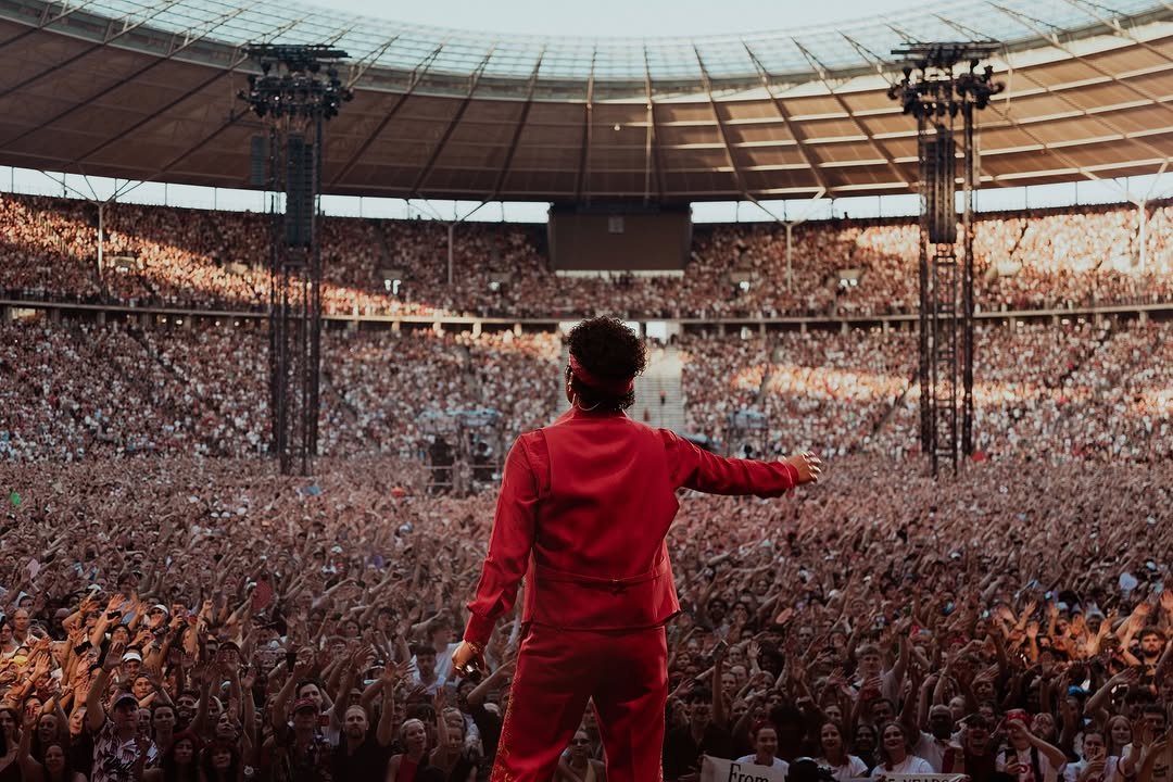 brunomars 게시물 이미지: Berlin 🇩🇪🌹