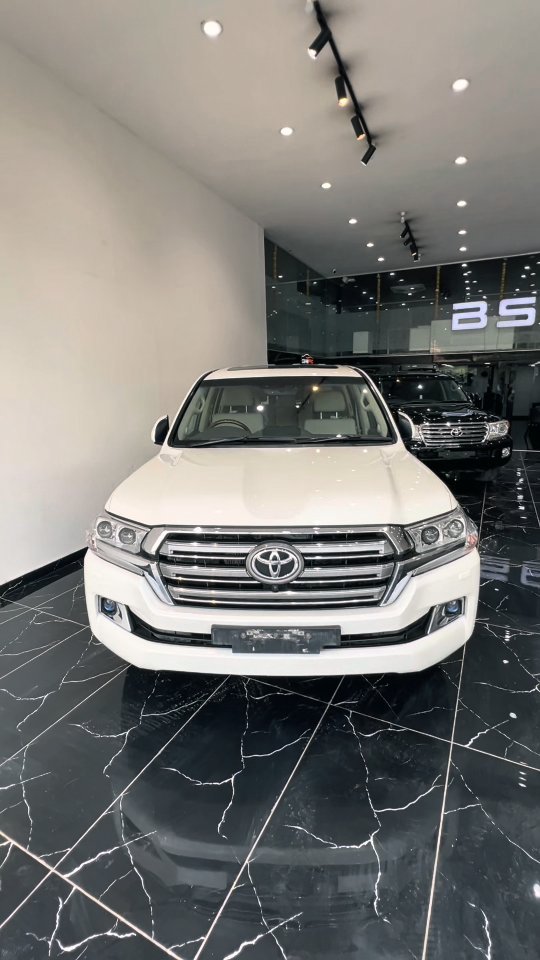 bsecars_01 게시물 이미지: BSECARS INDIAS FIRST MULTIBRAND NEW CAR SHOWROOM