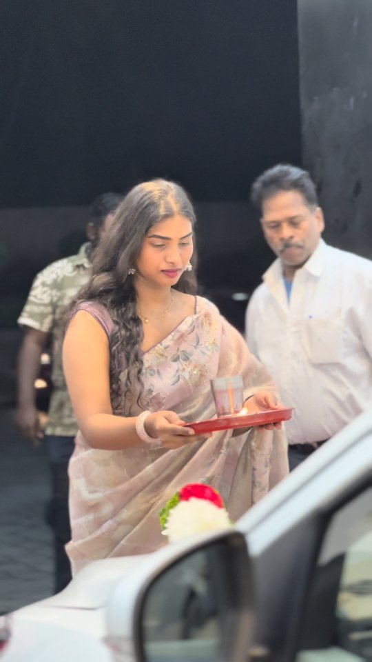 bsecars_01 게시물 이미지: BSECARS INDIAS FIRST MULTIBRAND NEW CAR SHOWROOM