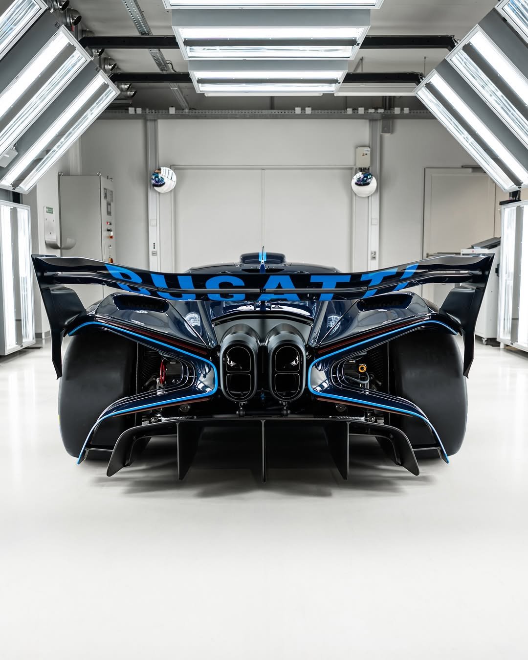 Photo by BUGATTI on December 15, 2025. May be an image of racing vehicles, race car, wheel and text.