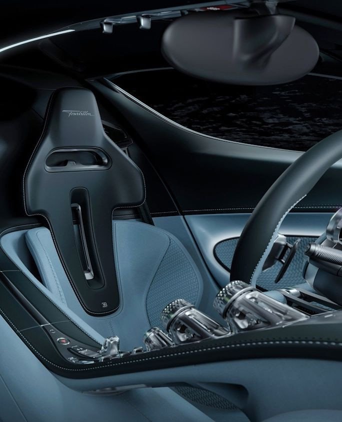 bugatti_duesseldorf 게시물 이미지: TOURBILLON: Dieses Modell unterliegt derzeit...