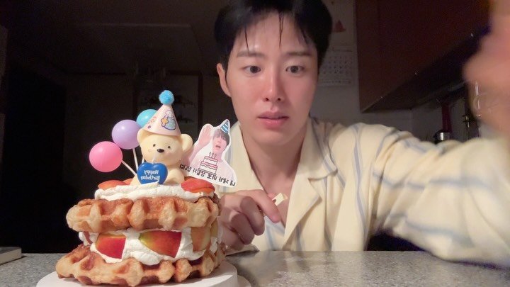 bum_yummy 게시물 이미지: Happy birthday to.. me ᰔᩚ
