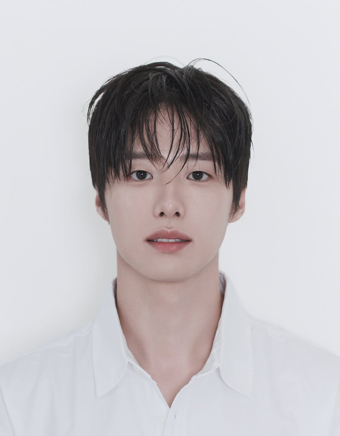 Photo shared by 조잽미 on August 10, 2025 tagging @yonvink, @sunhwaso, and @a.point_hannam. May be an image of 1 person and text.