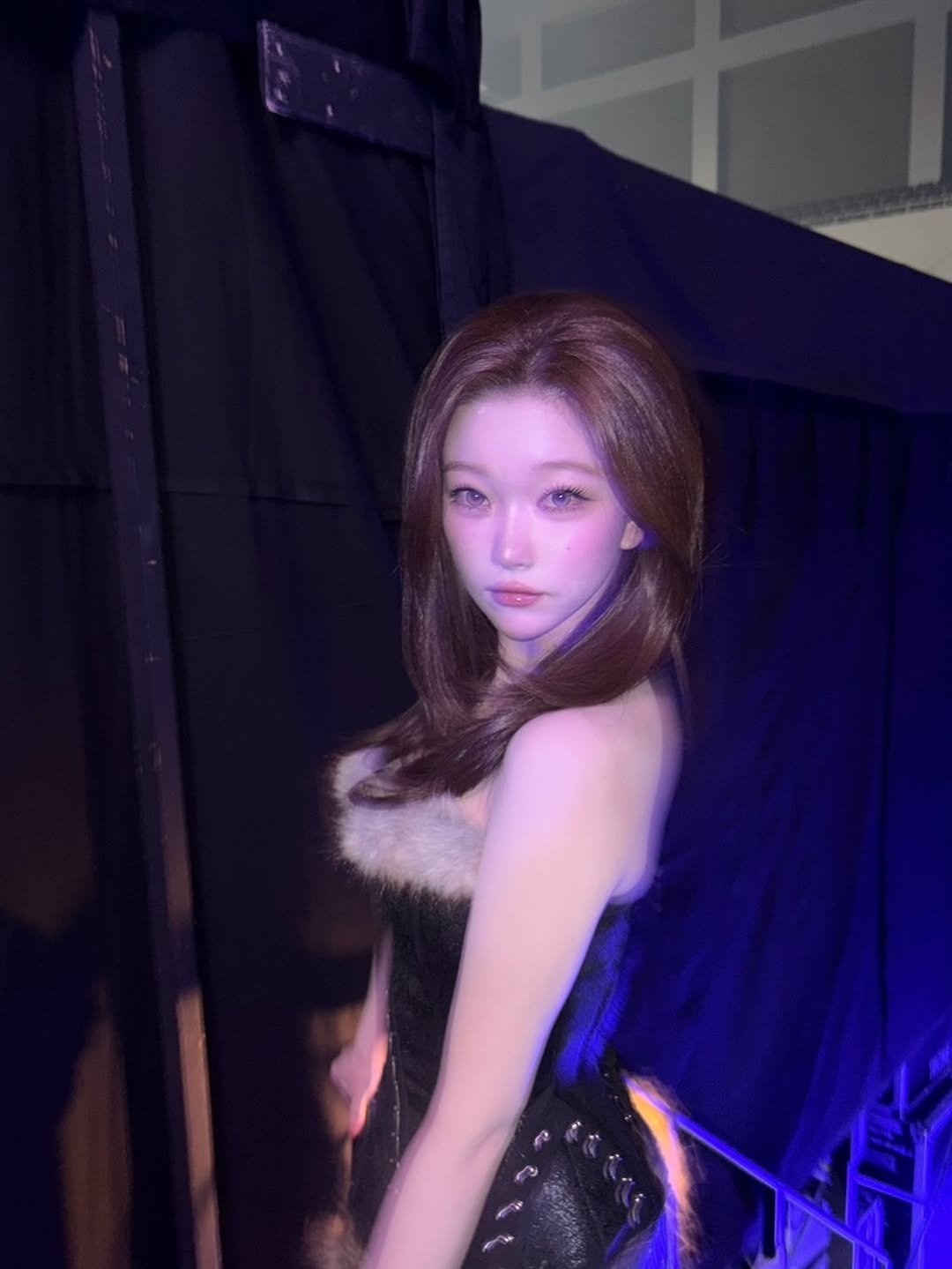 Photo by 츠키 TSUKI on March 13, 2026. May be an image of one or more people, hair, costume and text.