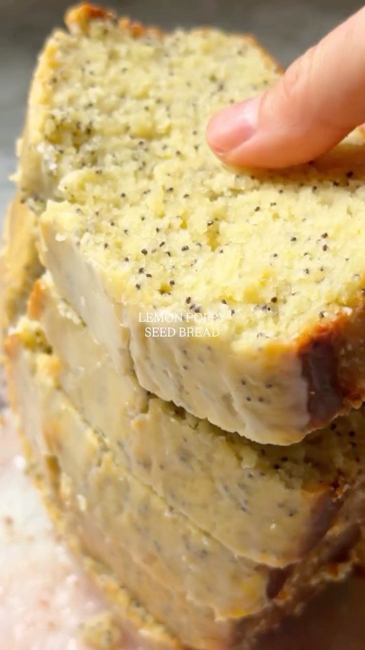 butternutbakery 게시물 이미지: Bakery-worthy lemon poppy seed bread 🤩 with a...