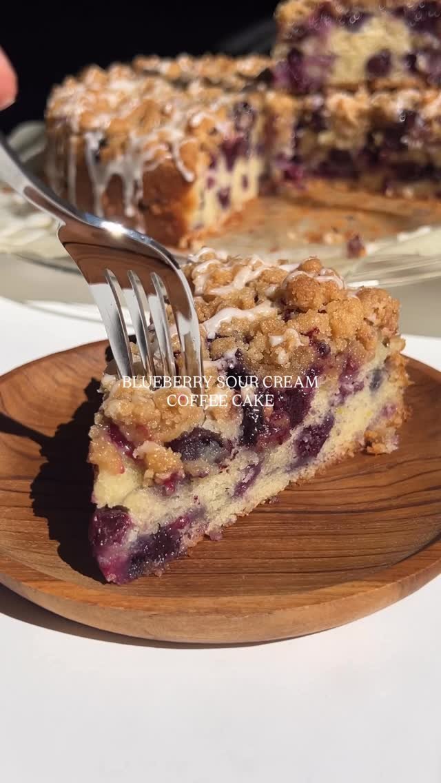 butternutbakery 게시물 이미지: Plush and moist blueberry sour cream coffee...