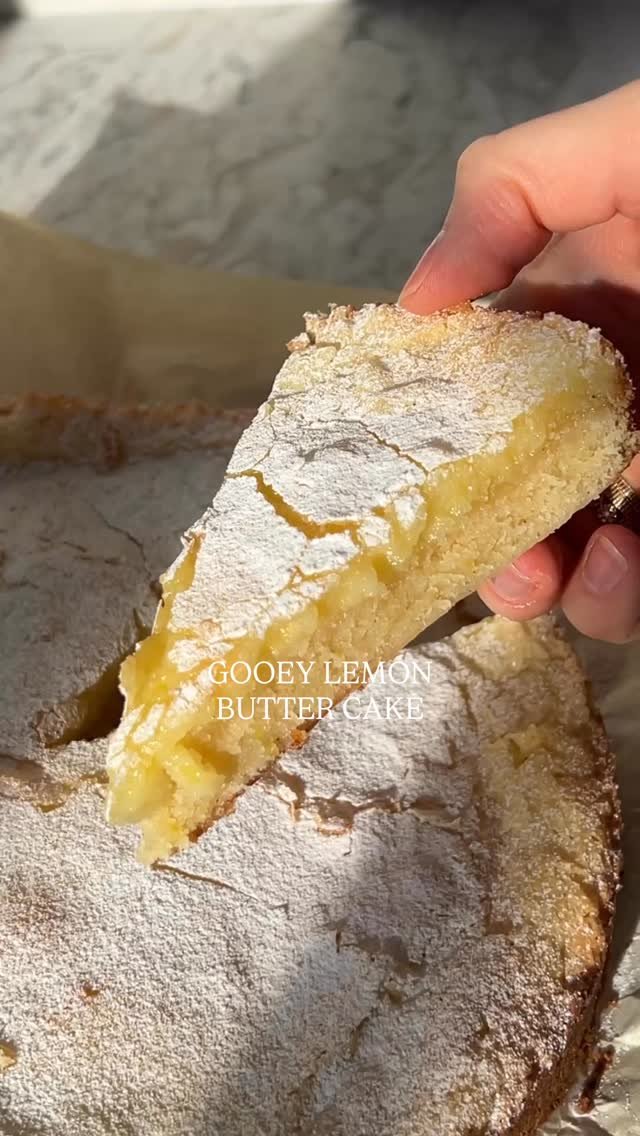 butternutbakery 게시물 이미지: Gooey lemon butter cake 🍋 this is the PERFECT...