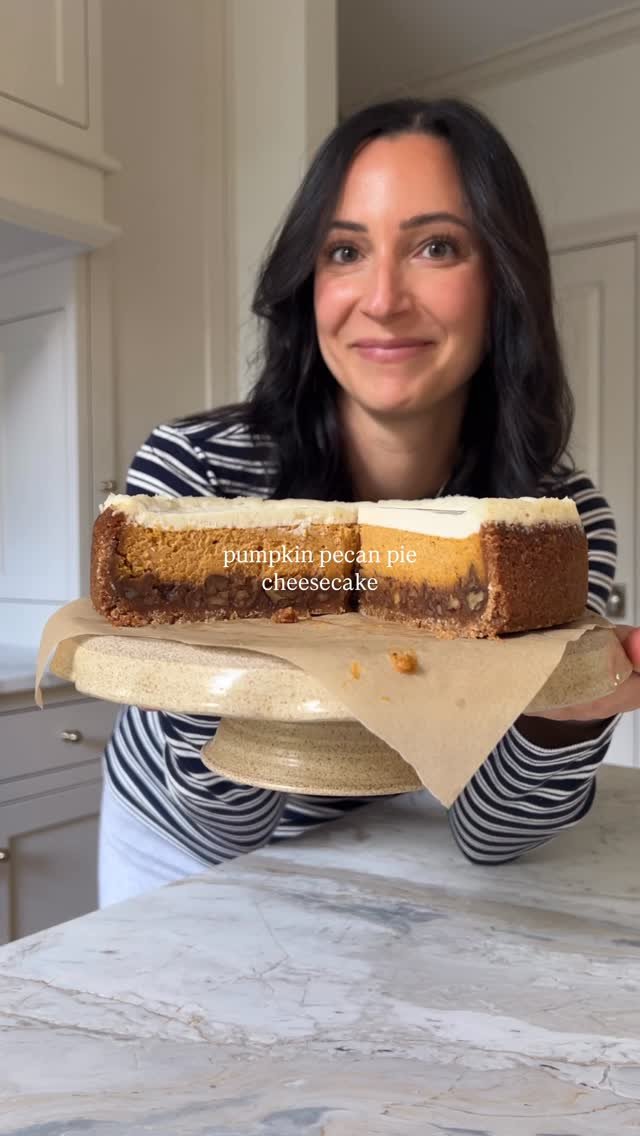 butternutbakery 게시물 이미지: This pumpkin pecan pie cheesecake is the only...