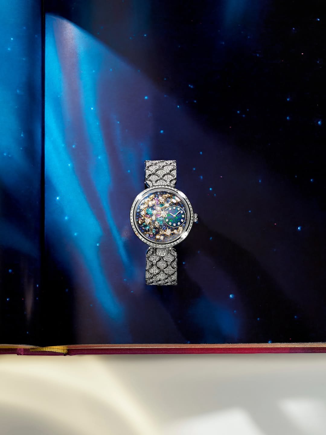 bvlgari 게시물 이미지: Inspired by the celestial origins of Rome, the...