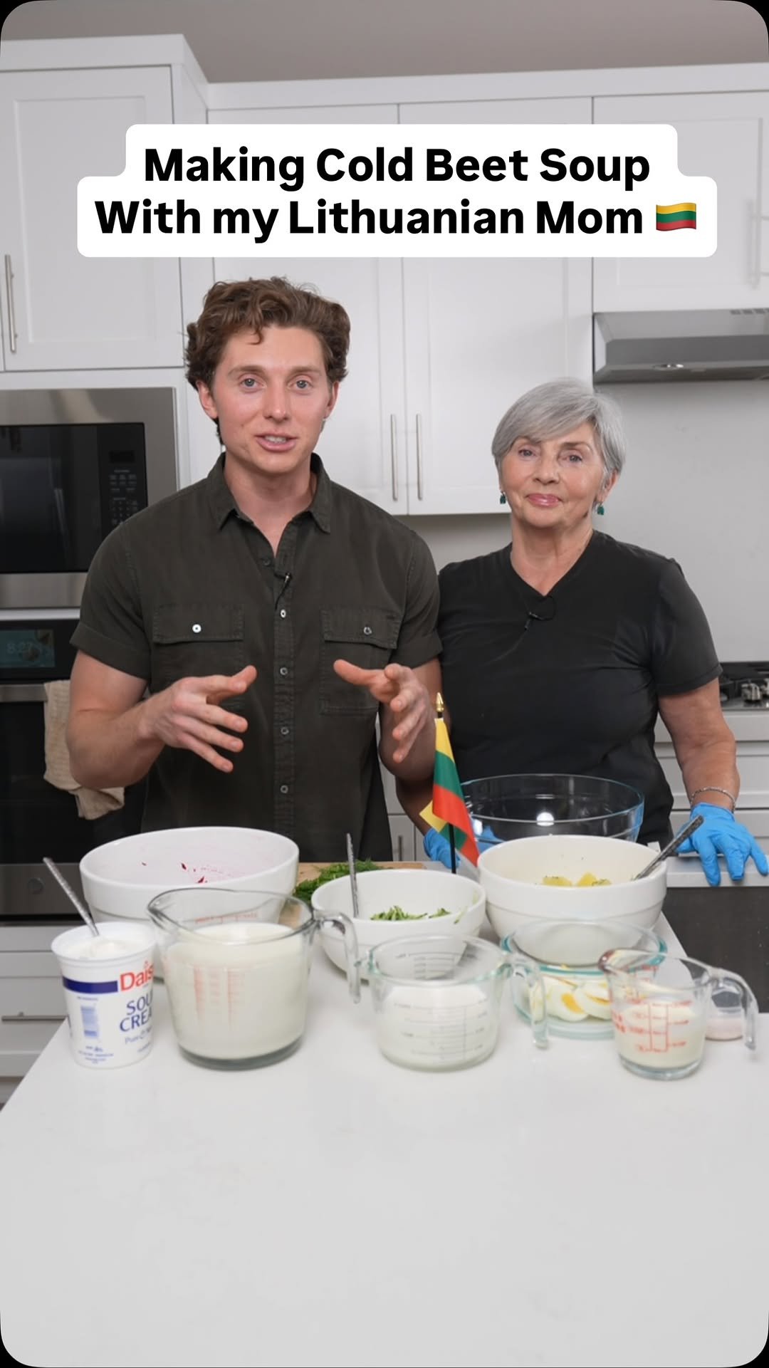 bwvine 게시물 이미지: Making šaltibarščių for the first time :)...