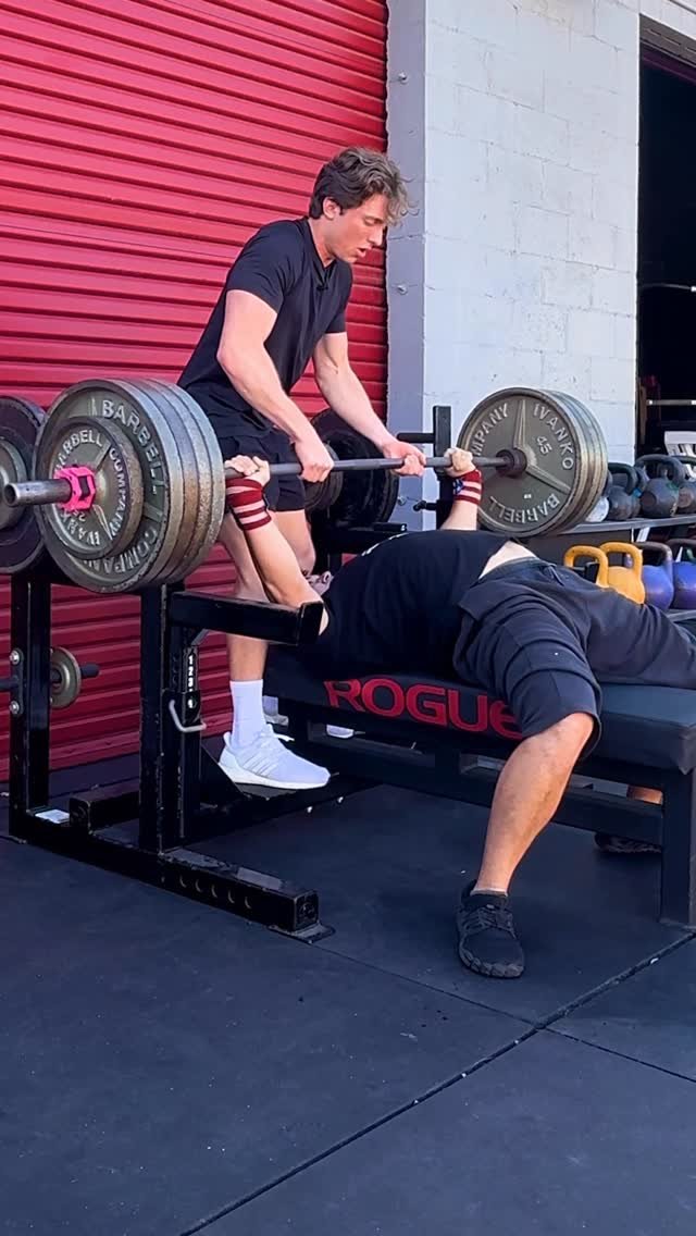 bwvine 게시물 이미지: If he’s honest about his PR, he wins $100! 💪🏻...