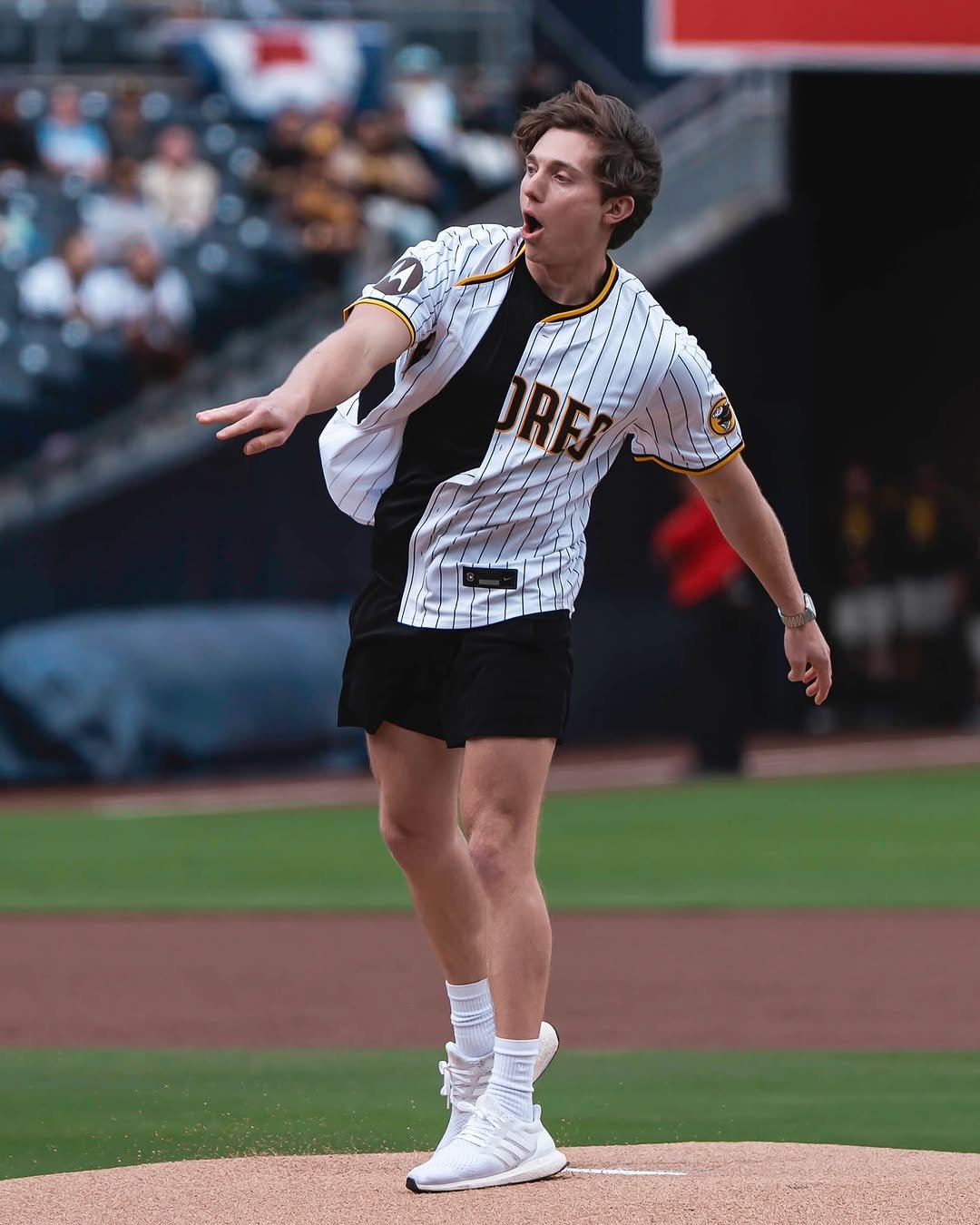 Photo shared by Brandon William on April 10, 2025 tagging @padres. May be an image of 1 person, playing softball, batting, pitcher, stadium and text.