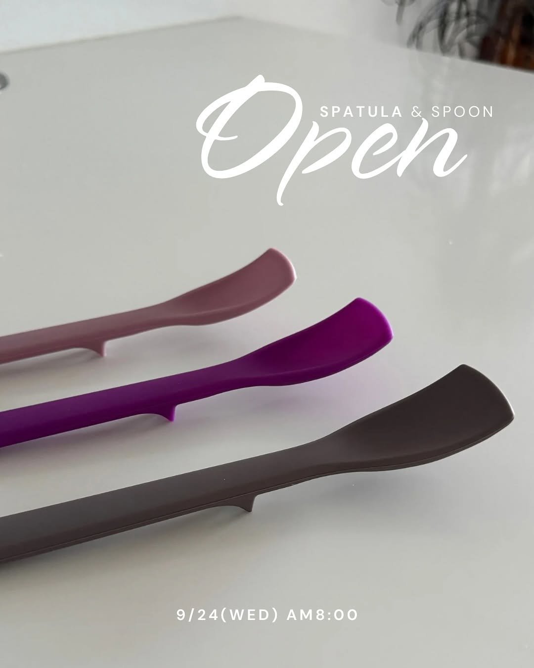 Photo by 바이율 | 박진경 on September 23, 2025. May be an image of wooden spoon, hairpin, tongs, spoon, spatula, fork, can opener and text that says 'Open SPATULA SPATULA&SPOON & SPOON pen 9/24(WED) 9/24(WED)AM8:00 WED) AM8:00 9/24'.
