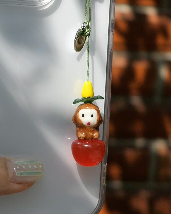 by_yourwave 게시물 이미지: 치명정인 뒷모습 원숭씨,,, 오픈했습니다🙈🐵
바나나를 너무 사랑하는...