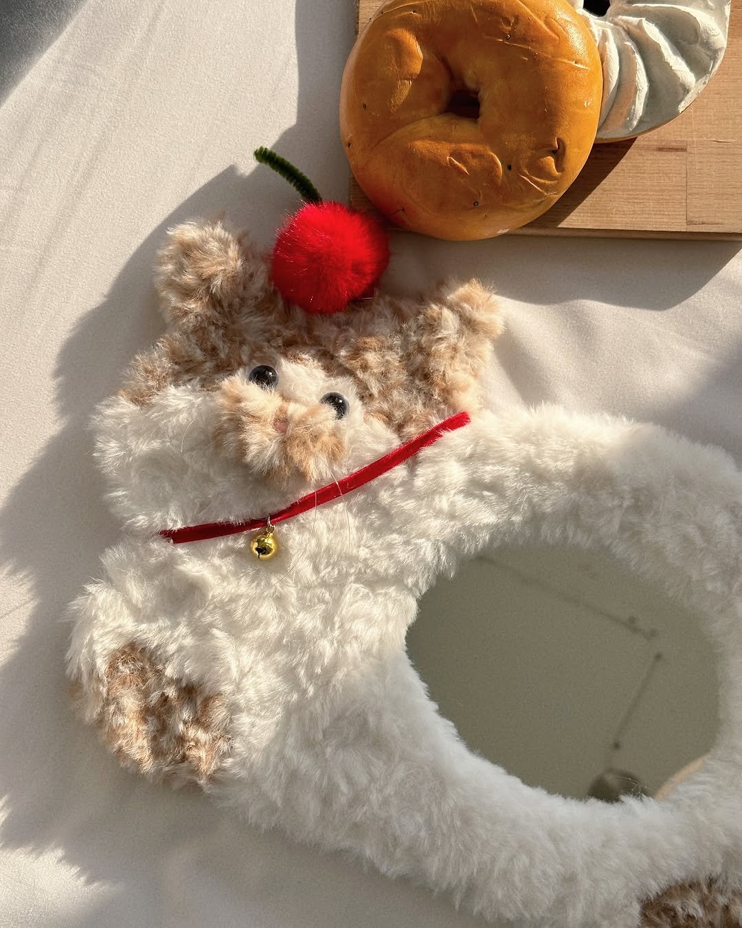 Photo by 너의파도 𝙮𝙤𝙪𝙧 𝙬𝙖𝙫𝙚 ⁎⁺ 𝙮𝙤𝙪𝙧𝙬𝙖𝙫𝙚 DIY KIT • 핸드메이드 • 키링 • 가방 on November 17, 2024.